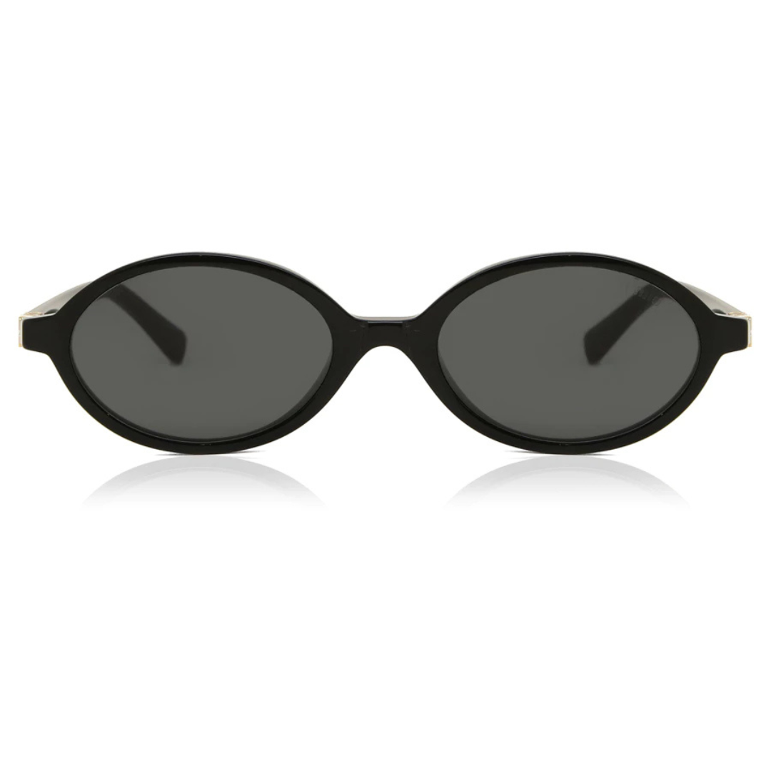 Oval sunglasses collection