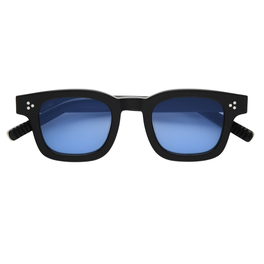 Akila Ascent 2222 0126