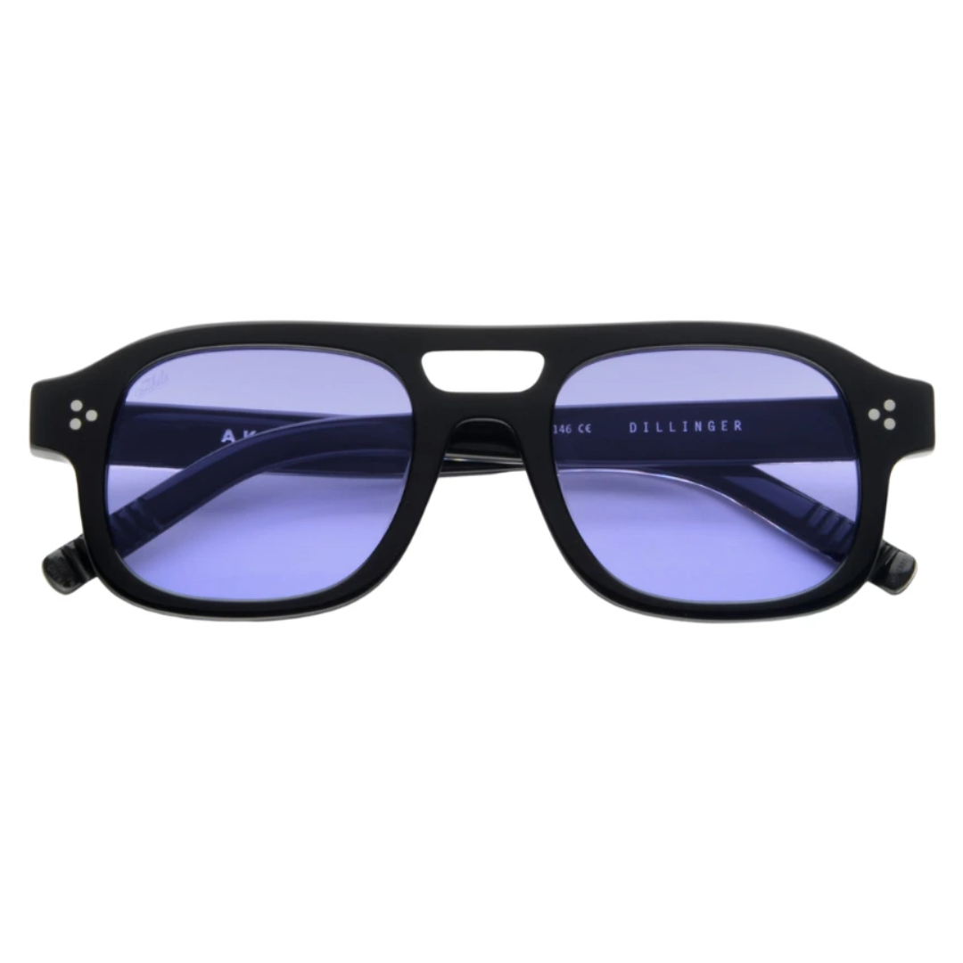 Akila Dillinger 2211 0146