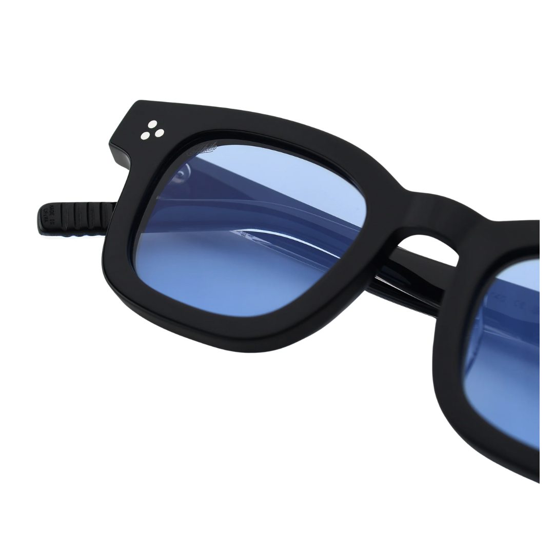 Akila Ascent 2222 0126