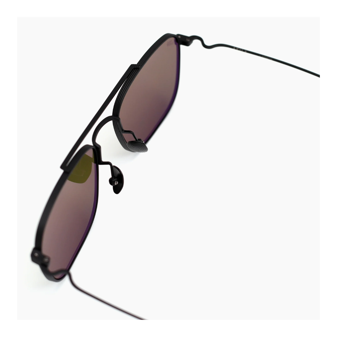 Akila Titan 2451 0131